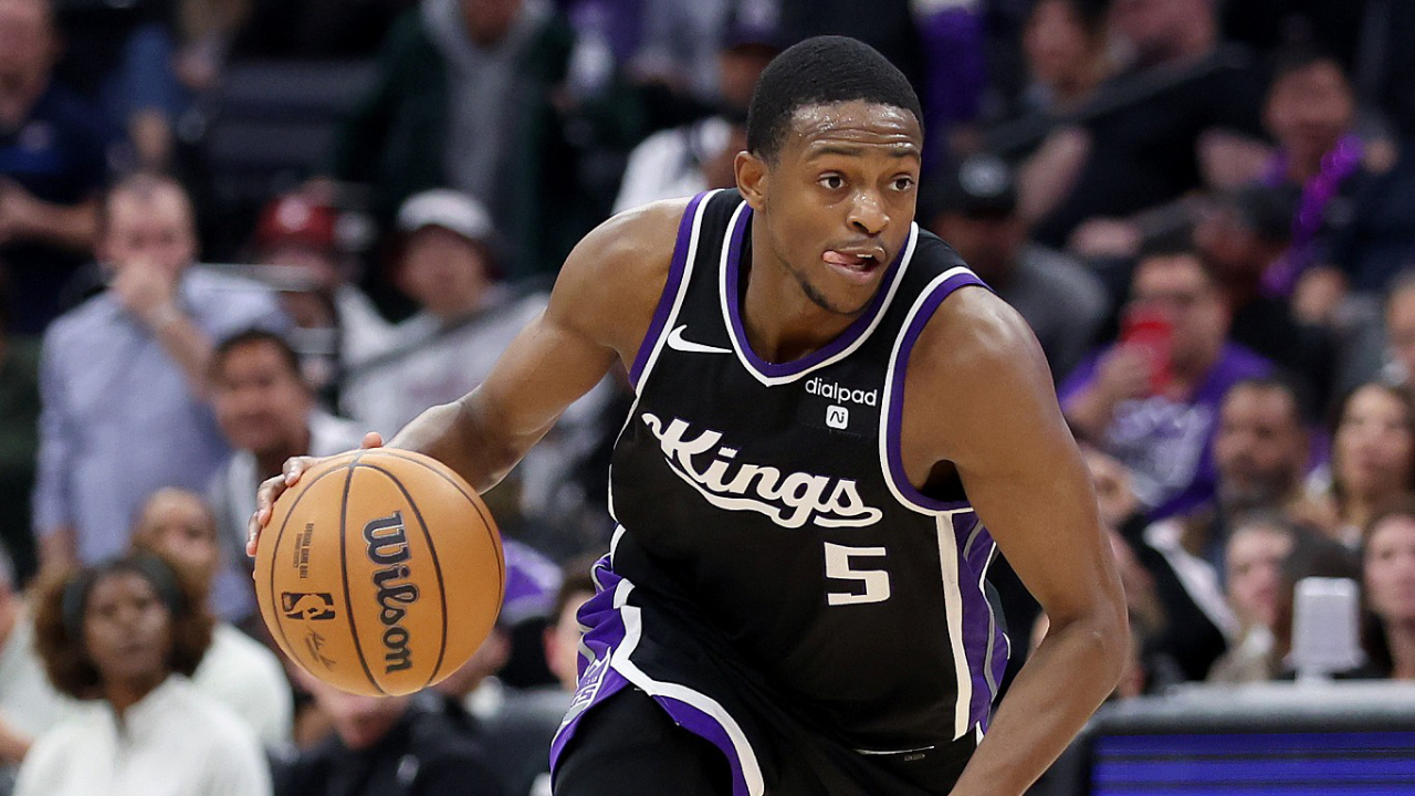 雷霆翻盘深圳队，福克斯扛起全队