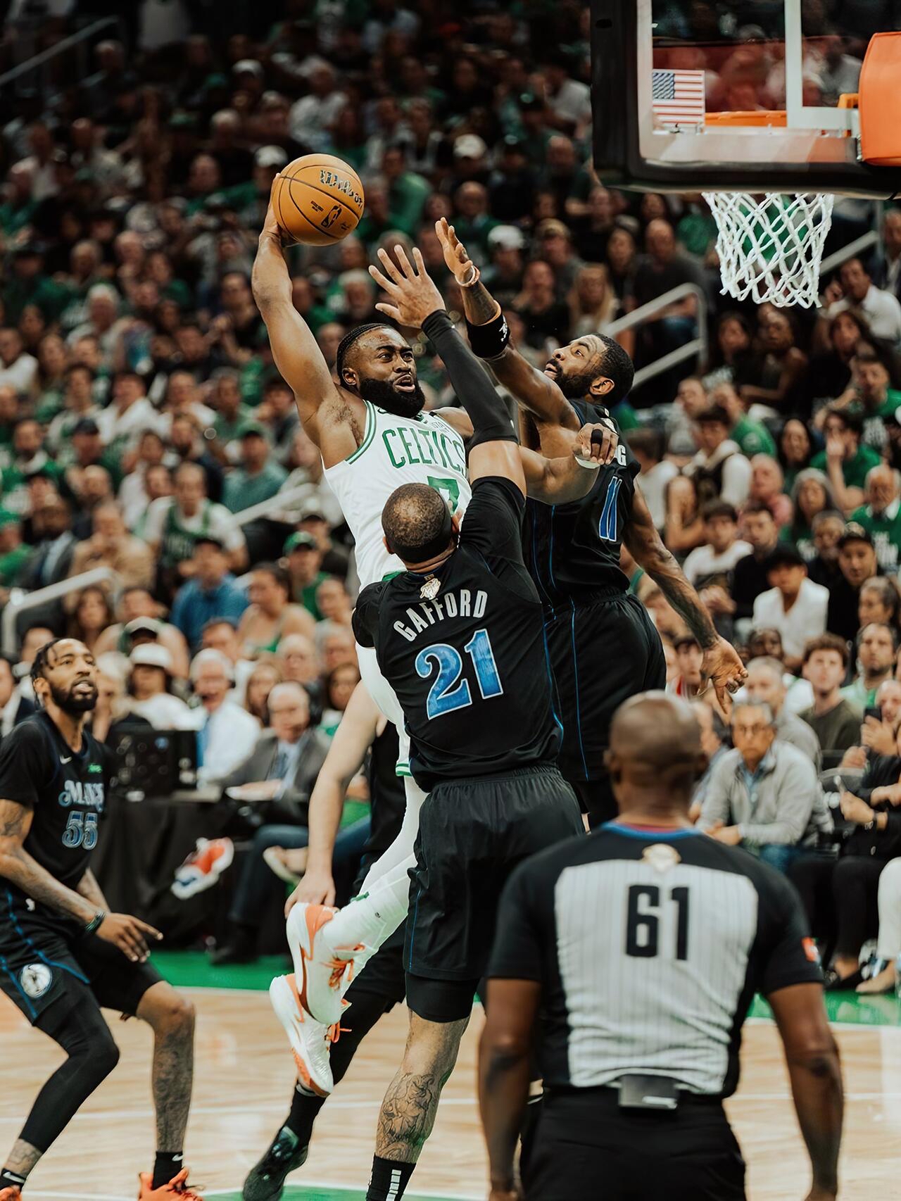 凯尔特人横扫篮网,东契奇高光表现 凯尔特人横扫篮网,东契奇高光表现