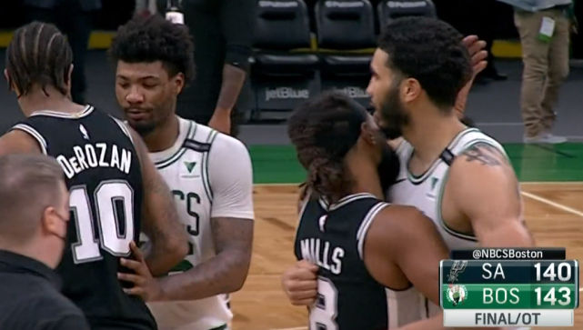 天津队翻盘山东队,塔图姆统治全场 天津队翻盘山东队,塔图姆统治全场