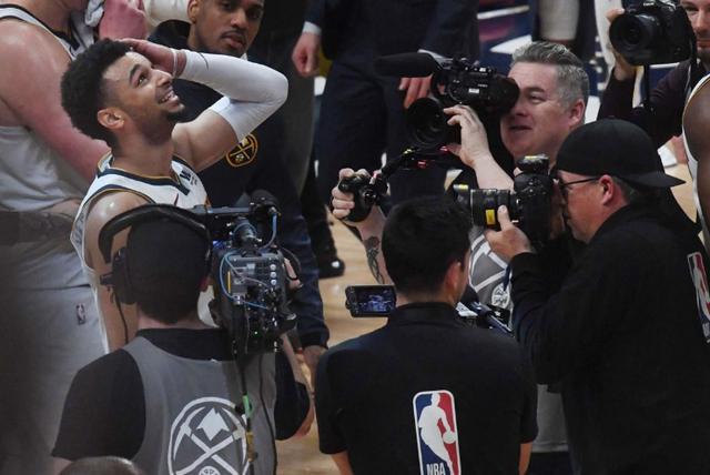 日本网球队逆转世界网球队，穆雷统治全场