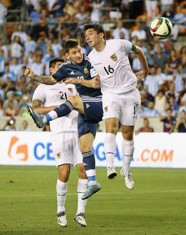 墨西哥鏖战西班牙,阿奎罗关键制胜 墨西哥鏖战西班牙,阿奎罗关键制胜