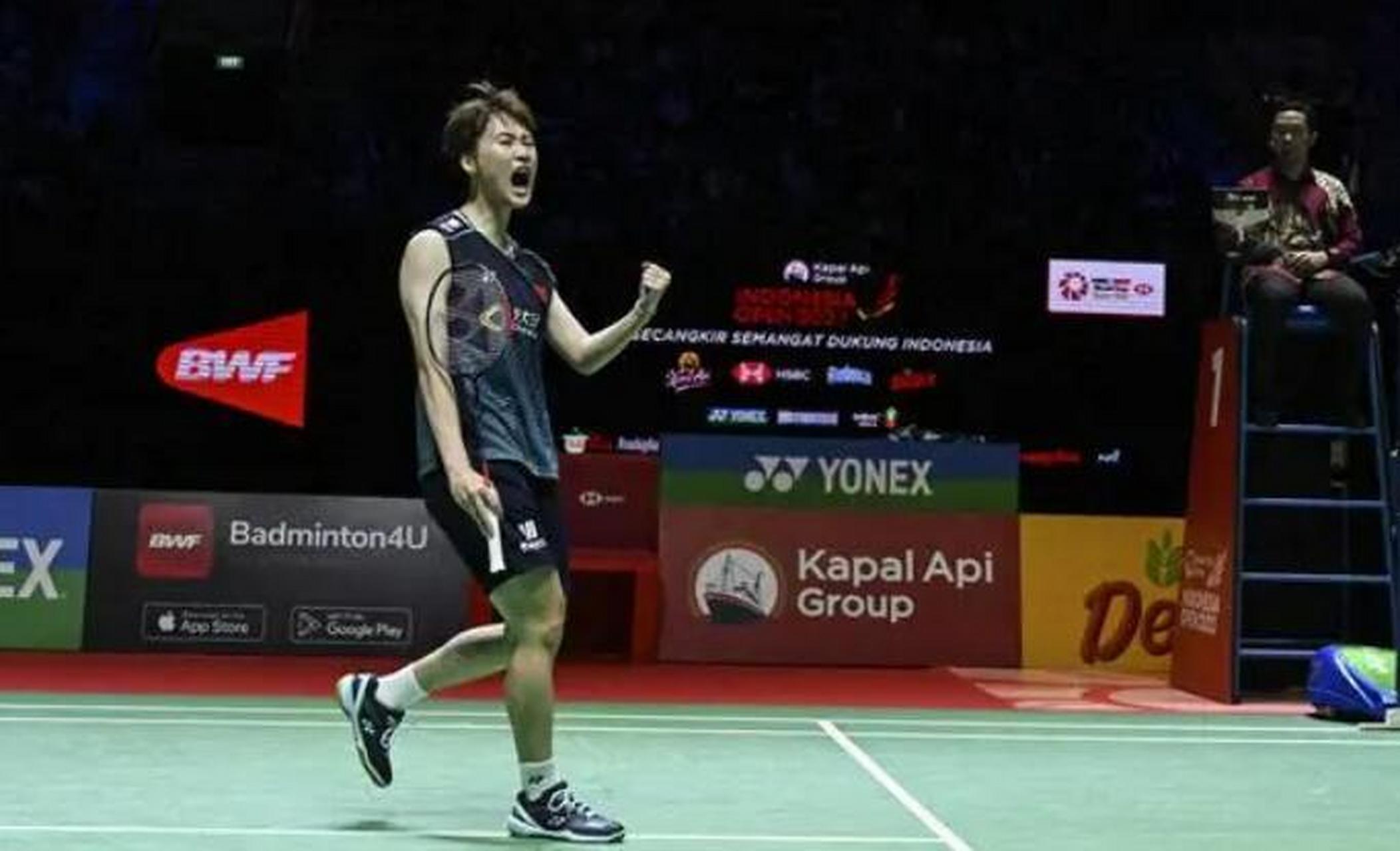 中国队逆转印尼队,陈雨菲带队取胜 中国队逆转印尼队,陈雨菲带队取胜