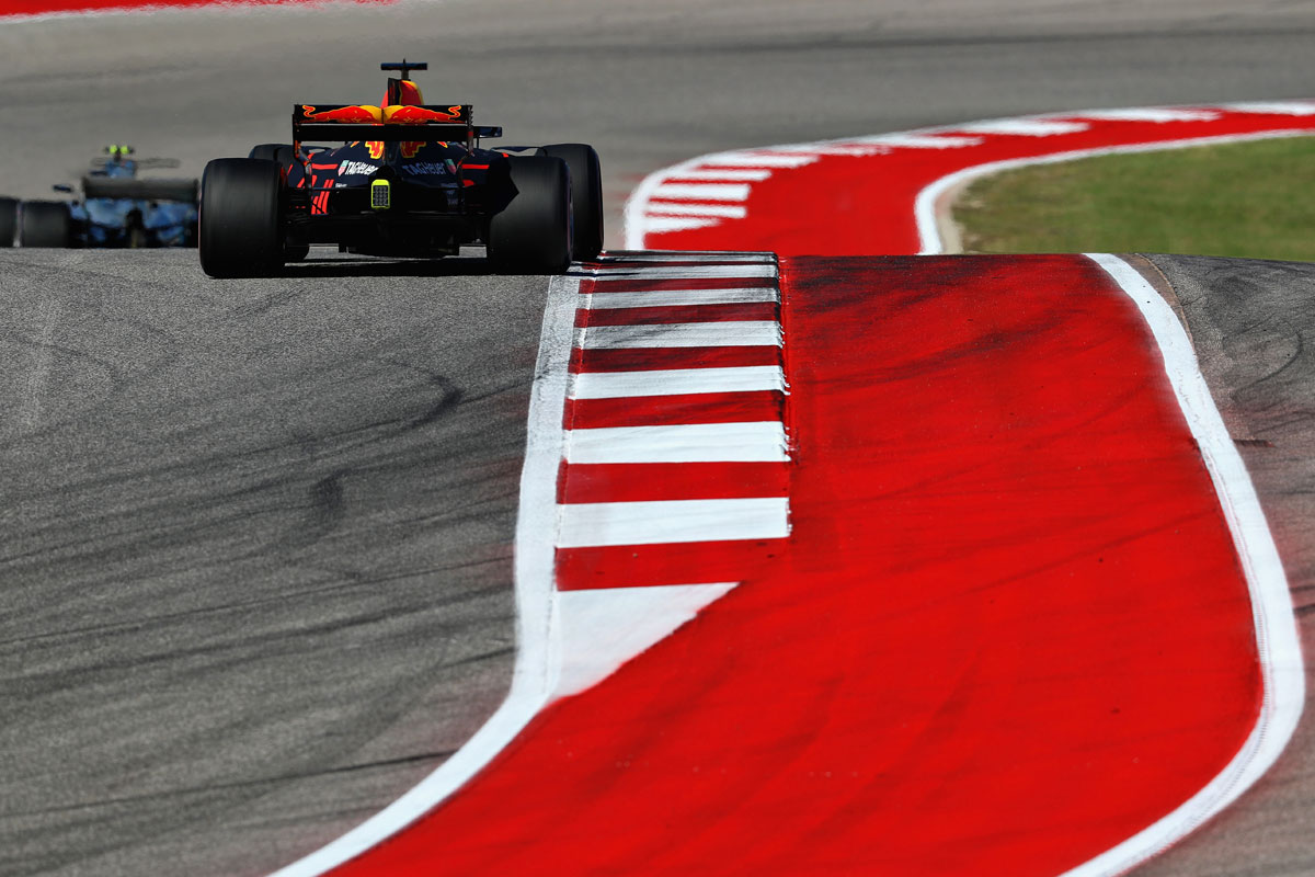 哈斯车队横扫雷诺车队，汉密尔顿扛起全队