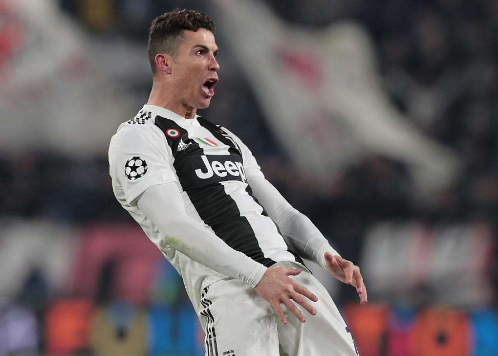 巴萨稳操胜券，经典大战赢得取胜