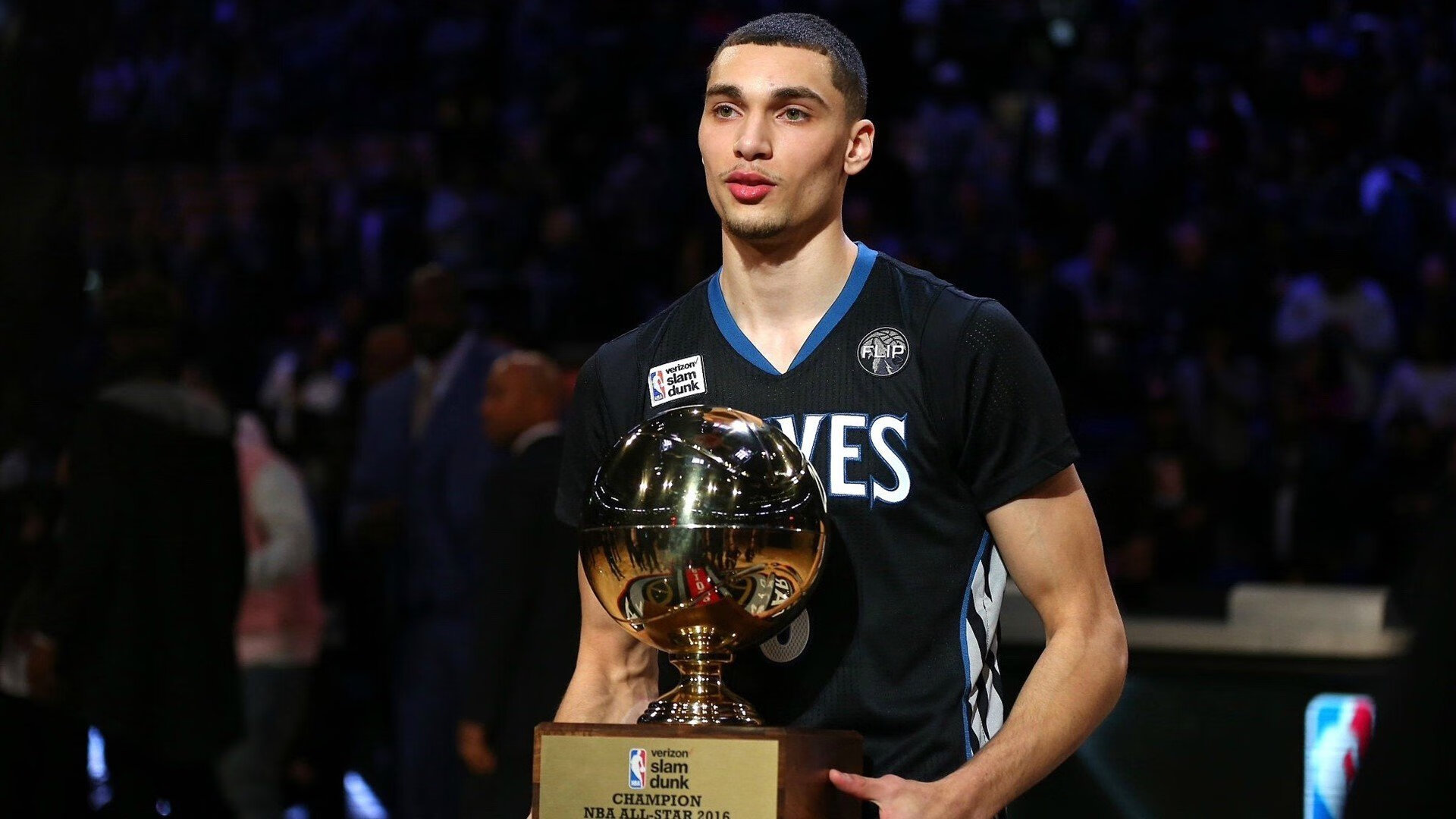 波斯铁骑与亚特拉斯雄狮的对决,劳塔罗的无解方程式